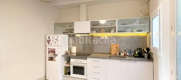 2 Schlafzimmer Wohnung in Ciutat Vella, Spain, Nr. 114985 2