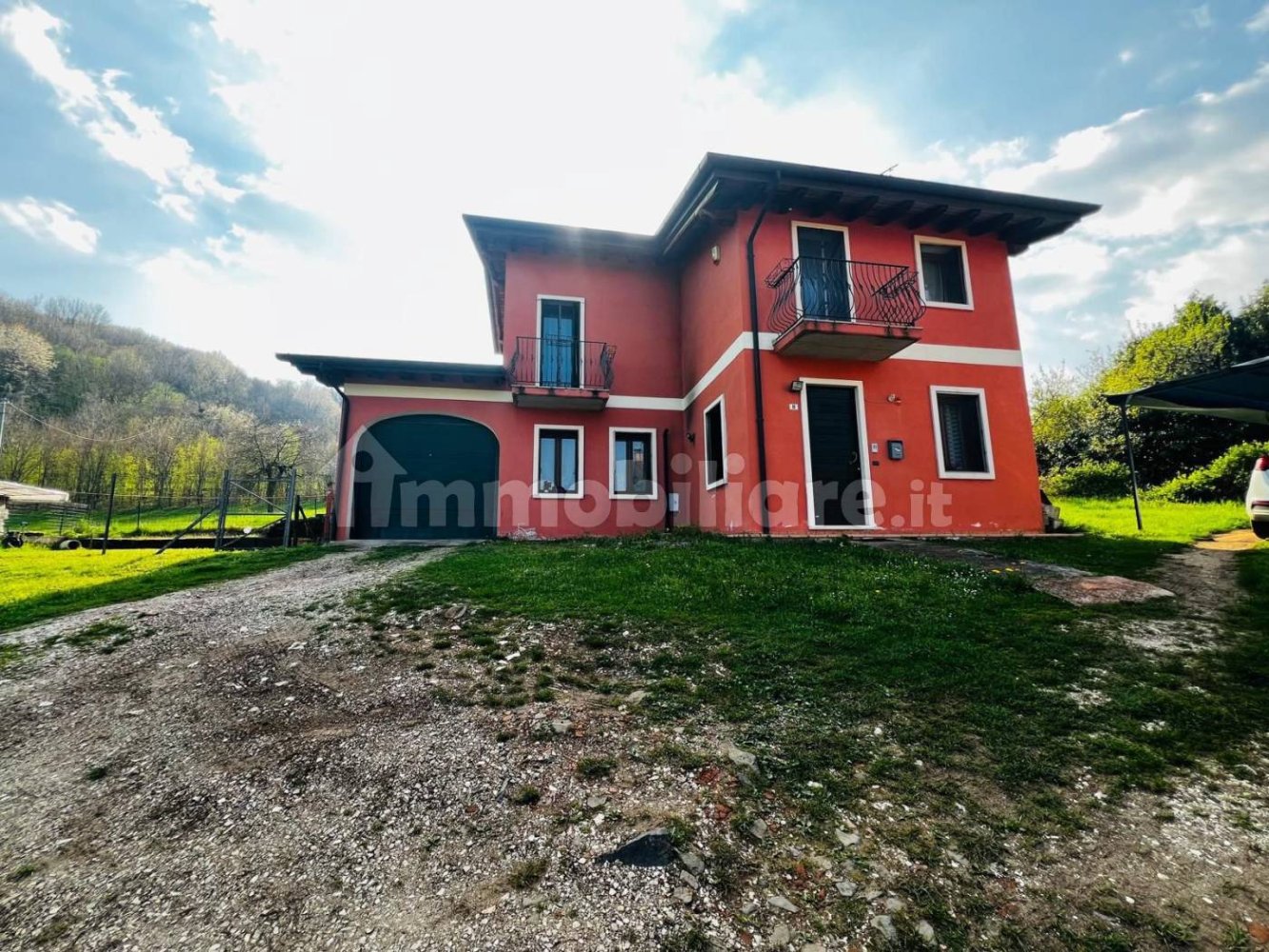 2 bedrooms Villa in Cornedo Vicentino, Italy No. 321741