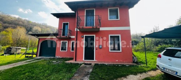2 bedrooms Villa in Cornedo Vicentino, Italy No. 321741 2