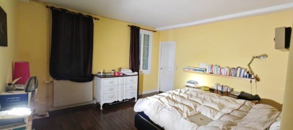 10 rooms Castles in Epernon, France No. 47747 10