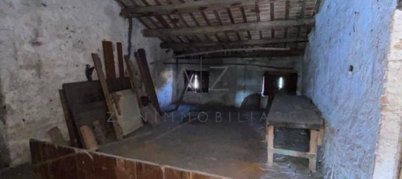 4 bedrooms House in Vedelago, Italy No. 145285 5