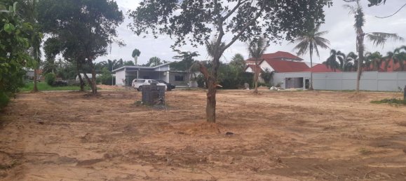  Commercial property in Pattaya, Thailand No. 1880 8