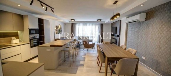 3 bedrooms Penthouse in Saint Julian's, Malta No. 11032 28