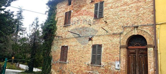 4-Zimmer Haus in Fabriano, Italy, Nr. 206905 2