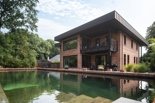 Дом с 11 комнатами в Cuxhaven, Германия № 53141