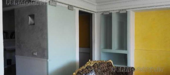 5 rooms Office in Porto Sant'Elpidio, Italy No. 130333 2