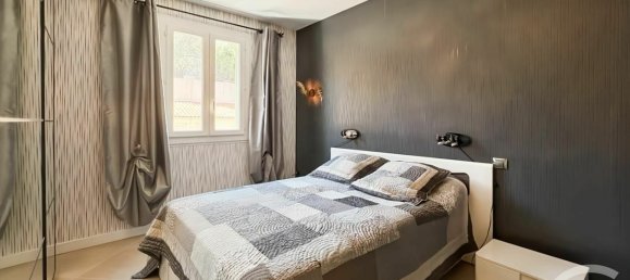 2 chambres Appartement à Saint-Florent, France No. 61812 6