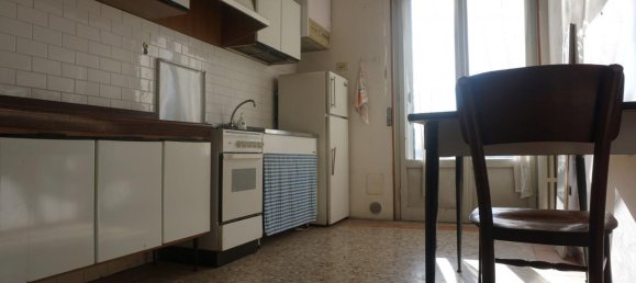 3 rooms Apartment in Colorno, Italy No. 230304 12