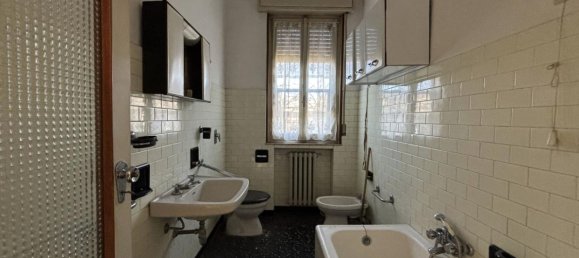 3 rooms Apartment in Colorno, Italy No. 230304 21