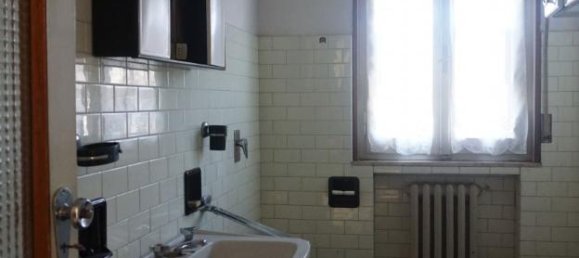 3 rooms Apartment in Colorno, Italy No. 230304 15