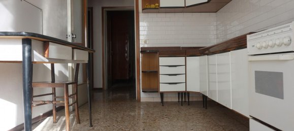 3 rooms Apartment in Colorno, Italy No. 230304 13