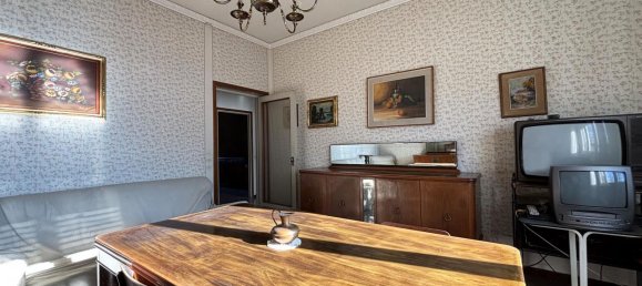 3 rooms Apartment in Colorno, Italy No. 230304 9