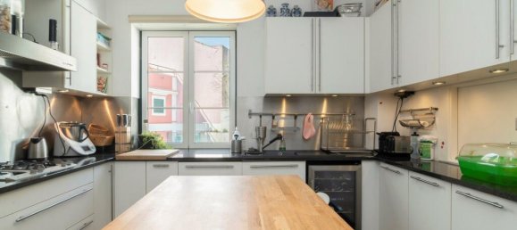 4 bedrooms Apartment in Lisbon, Portugal No. 122228 10