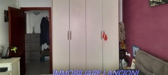 Apartamento de 2 divisões em Scandicci, Italy N.º 39335 9