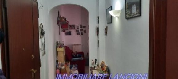 Apartamento de 2 divisões em Scandicci, Italy N.º 39335 8