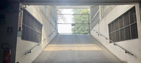 1غرفة مرآب في Rivoli, Italy رقم 126090 2