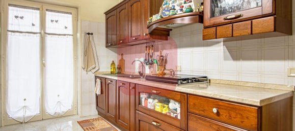 5-Zimmer Haus in Gallicano nel Lazio, Italy, Nr. 143366 42