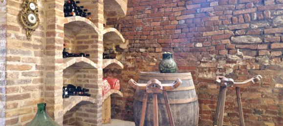 13 bedrooms House in Viarigi, Italy No. 333084 26