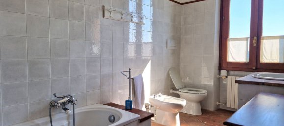 13 bedrooms House in Viarigi, Italy No. 333084 22