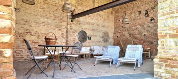 13 bedrooms House in Viarigi, Italy No. 333084 31