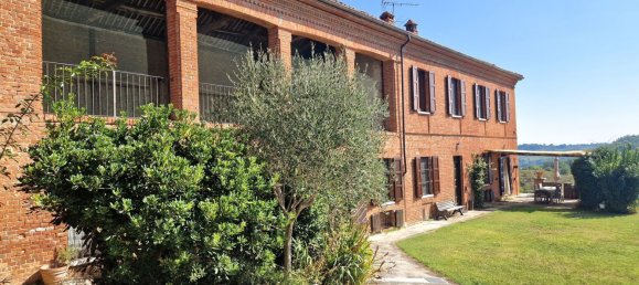 13 bedrooms House in Viarigi, Italy No. 333084 9