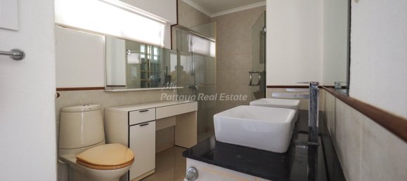 2 bedrooms Condo in Pattaya, Thailand No. 18971 9