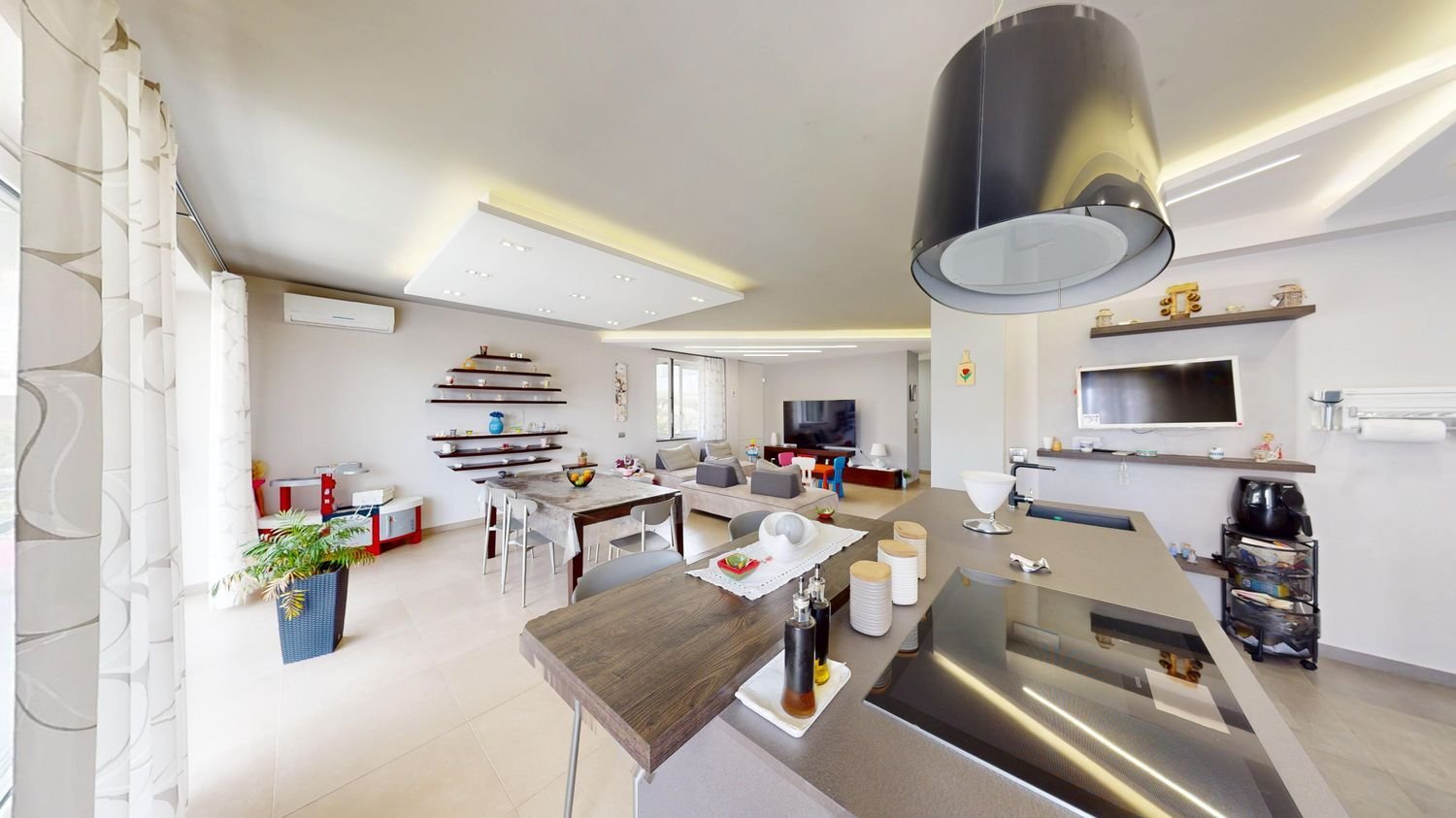 6 bedrooms Villa in Cicciano, Italy No. 336349