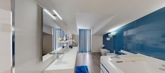 6 bedrooms Villa in Cicciano, Italy No. 336349 16