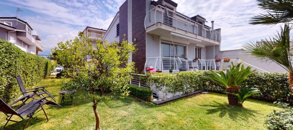 6 bedrooms Villa in Cicciano, Italy No. 336349 3