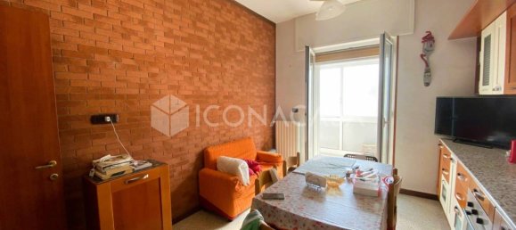 4غرفة شقة في Bari, Italy رقم 32770 17