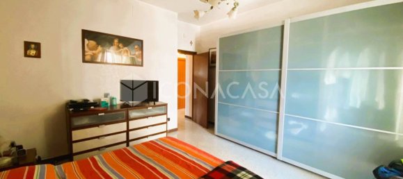 4غرفة شقة في Bari, Italy رقم 32770 37