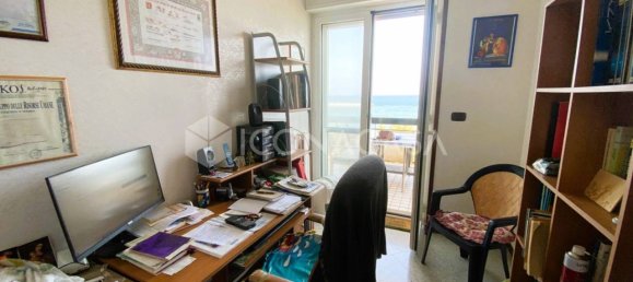 4غرفة شقة في Bari, Italy رقم 32770 44