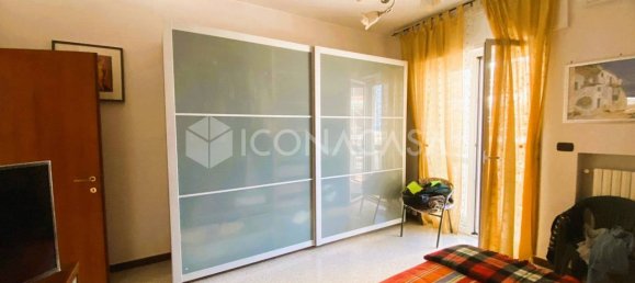 4غرفة شقة في Bari, Italy رقم 32770 32