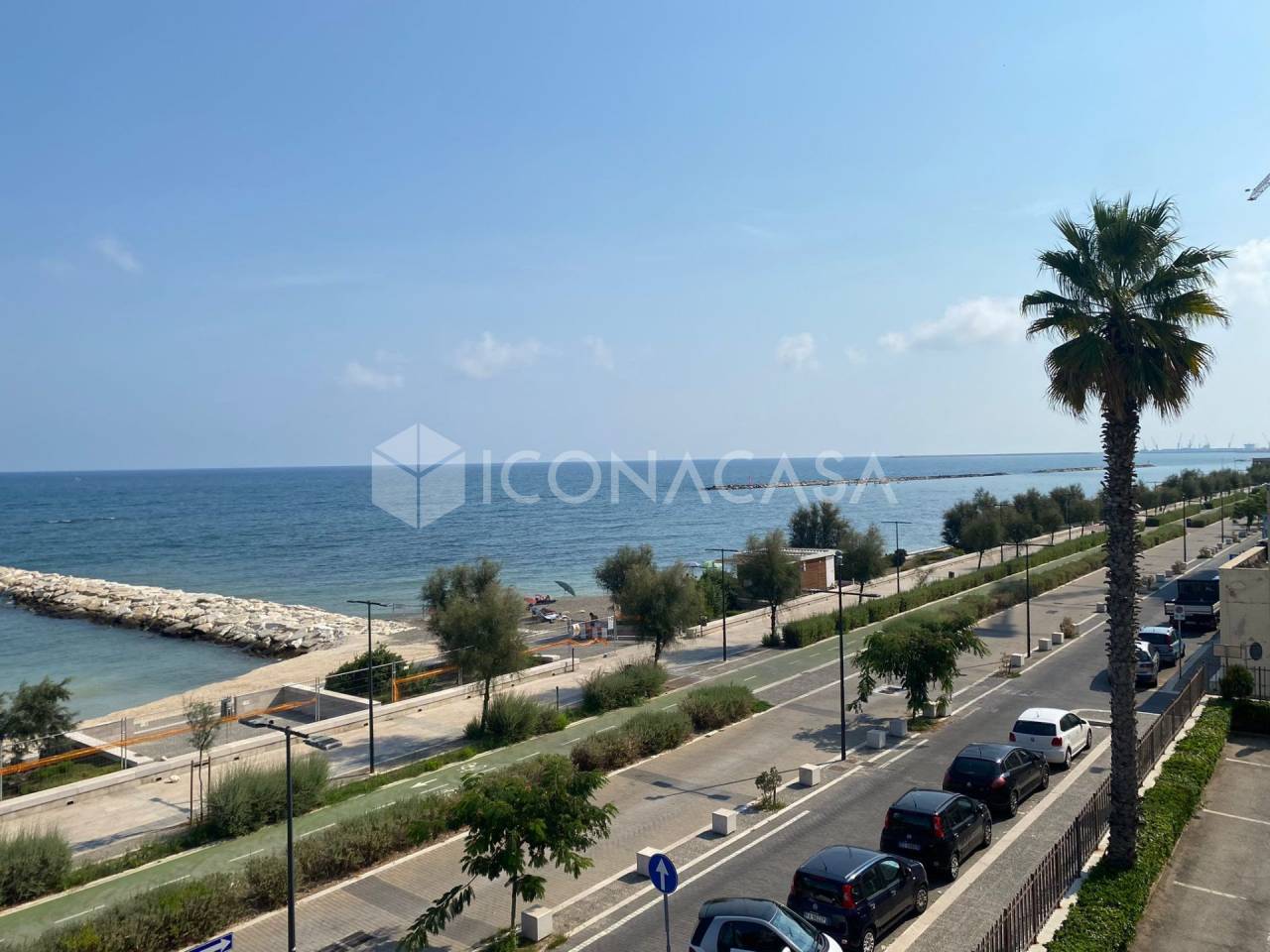 4غرفة شقة في Bari, Italy رقم 32770