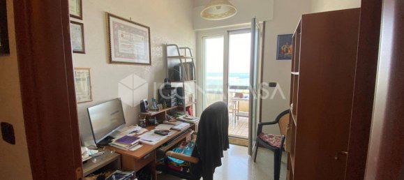 4غرفة شقة في Bari, Italy رقم 32770 46