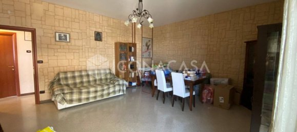 4غرفة شقة في Bari, Italy رقم 32770 43