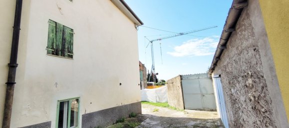 5 Schlafzimmer Haus in Tregnago, Italy, Nr. 318185 2