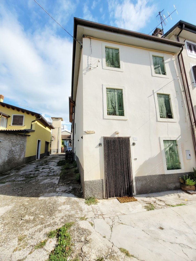 5 Schlafzimmer Haus in Tregnago, Italy, Nr. 318185