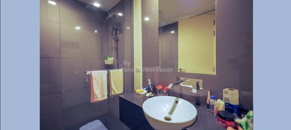 2 bedrooms Condo in Pattaya, Thailand No. 8898 9