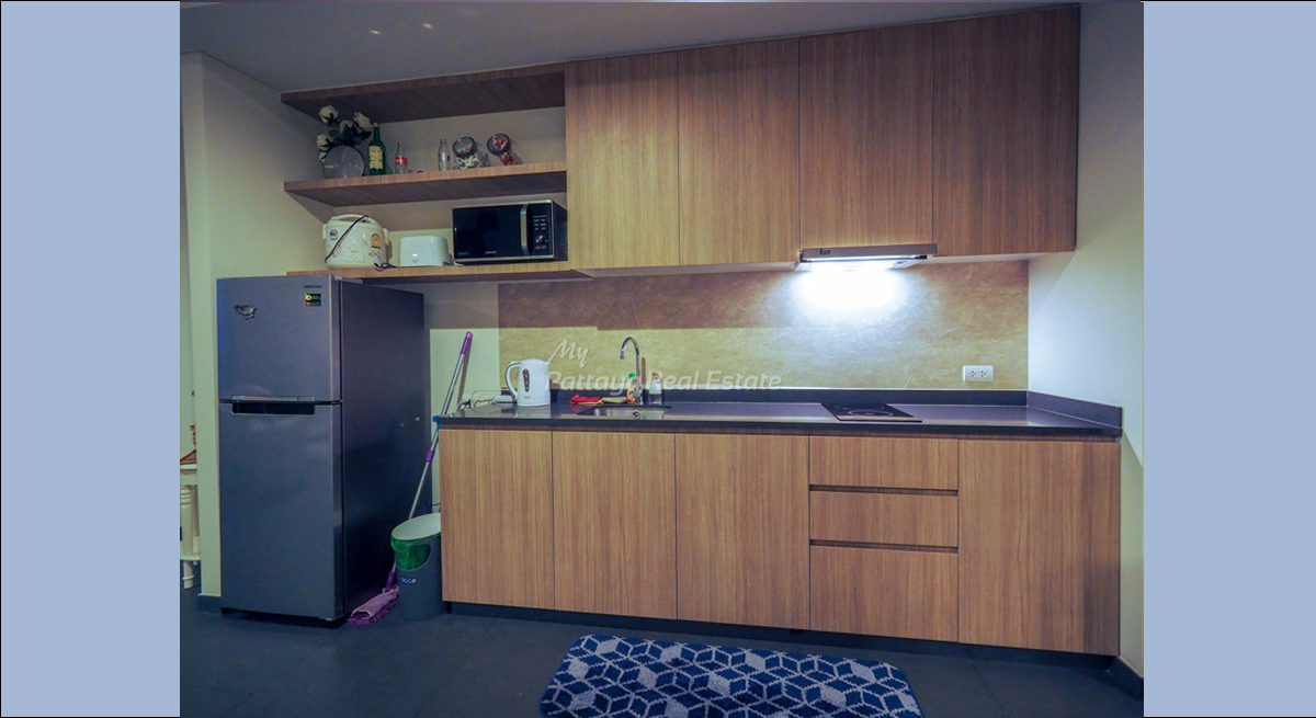 2 bedrooms Condo in Pattaya, Thailand No. 8898