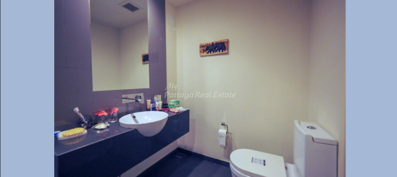 2 bedrooms Condo in Pattaya, Thailand No. 8898 10