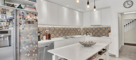 3 غرف نوم منزل ذو طابقين في Cascais, Portugal رقم 92611 24