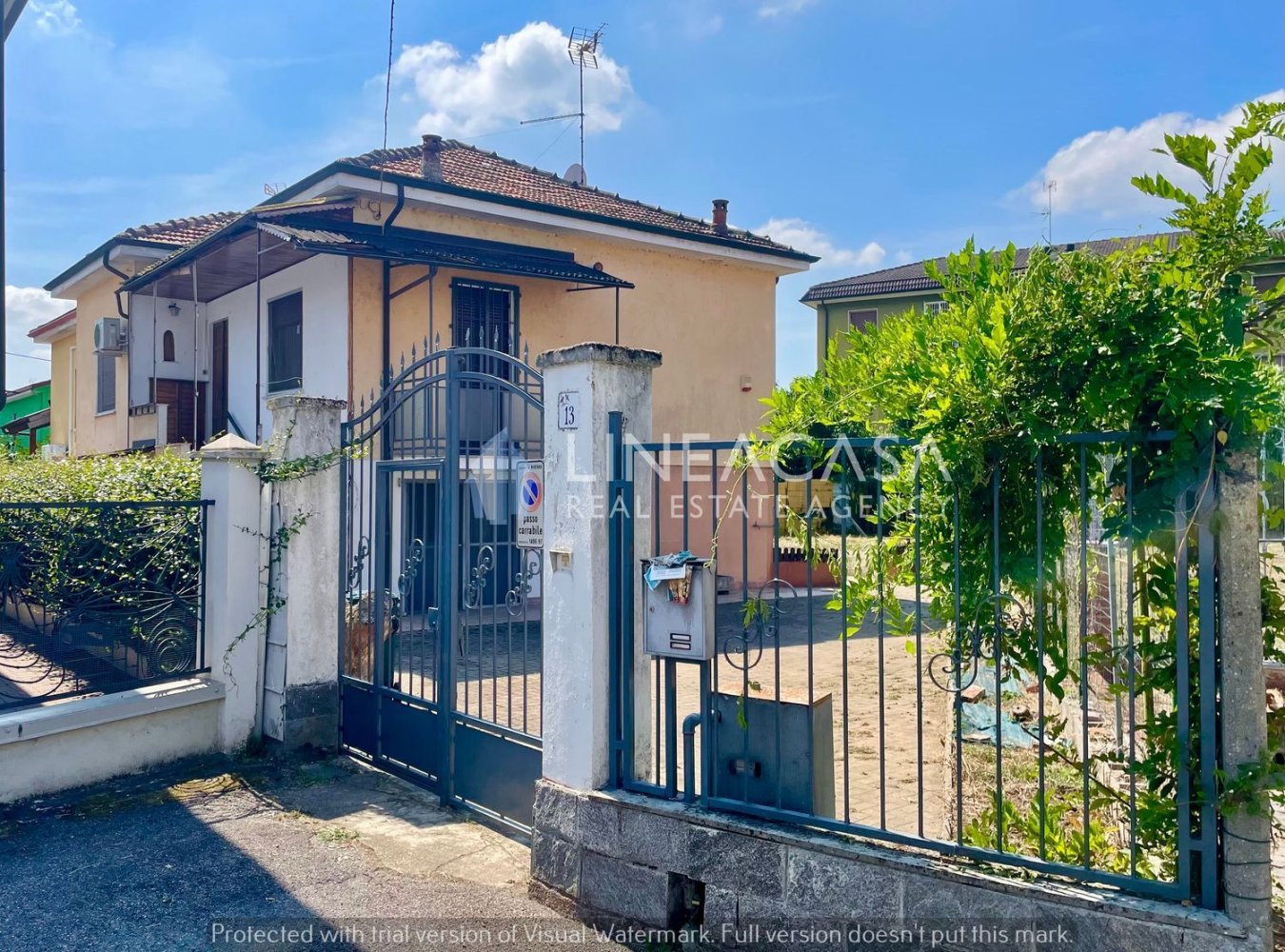 3 bedrooms Villa in Mortara, Italy No. 360890