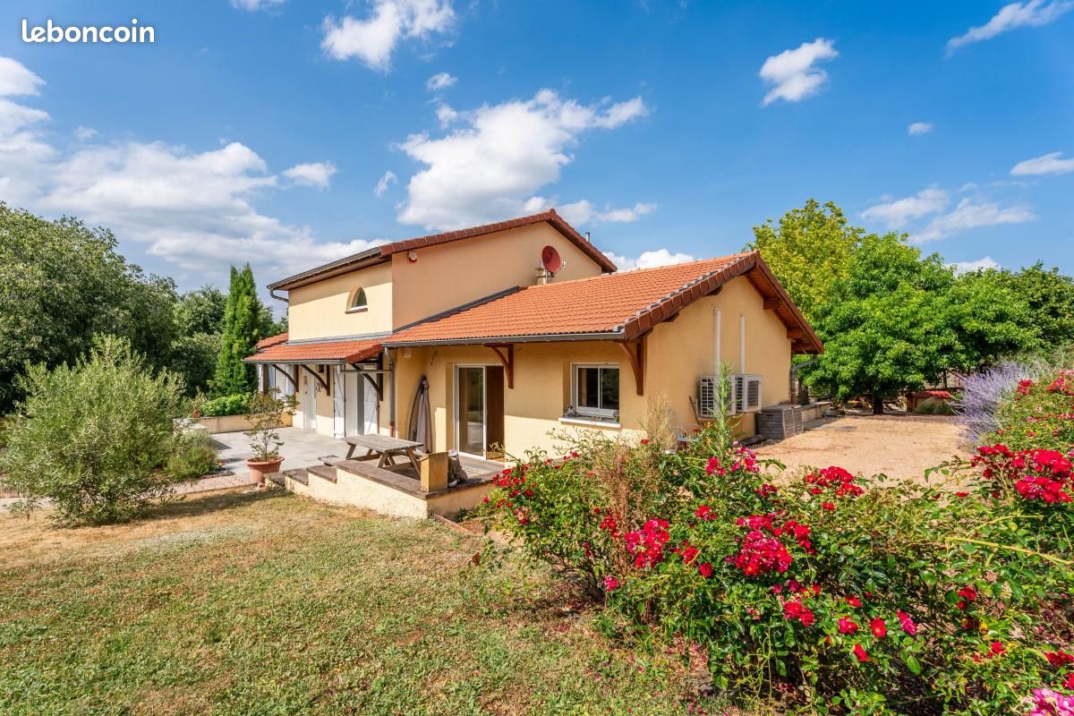 4 Schlafzimmer Haus in Rhone, France, Nr. 287419