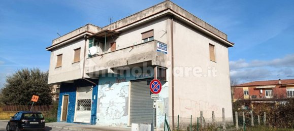 5غرفة بناية في Frosinone, Italy رقم 91369 21