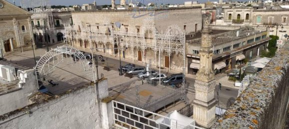 13-salle Bâtiment à Sava, Italy No. 25746 25