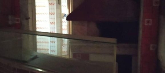 13-salle Bâtiment à Sava, Italy No. 25746 4