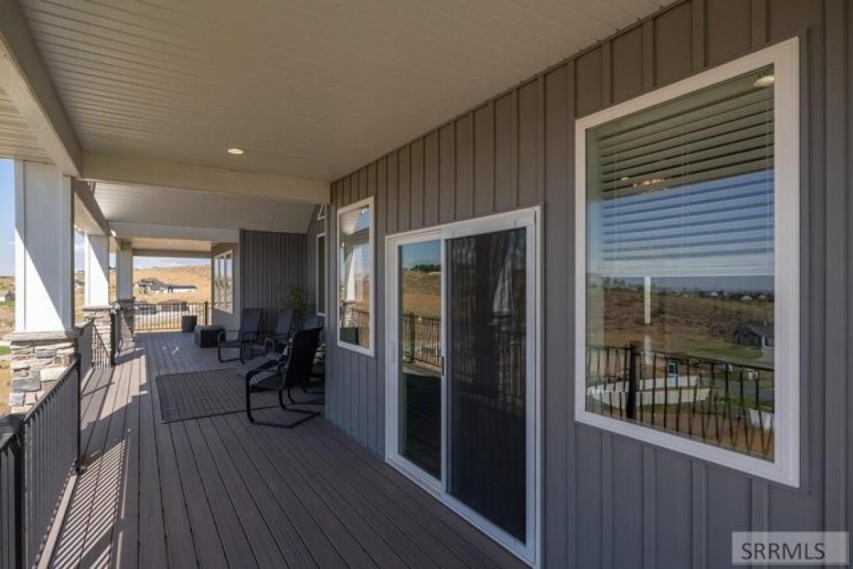 Дом с 6 спальнями в Айдахо Фолс, США № 384682