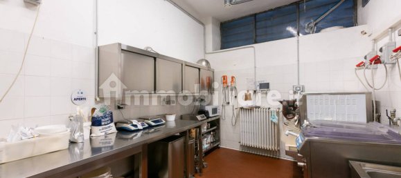 3-Zimmer Gewerbliche Immobilie in Monza, Italy, Nr. 122200 4