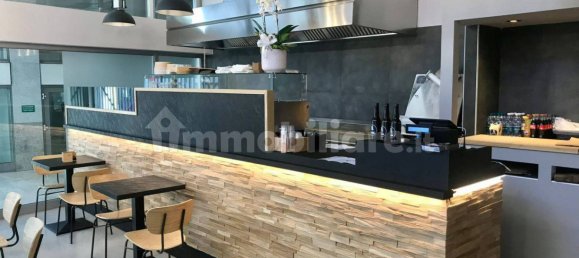 3-Zimmer Gewerbliche Immobilie in Monza, Italy, Nr. 122200 3